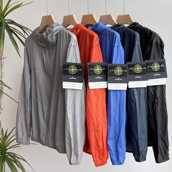 Metal Nylon Waterproof and Breathable Portable Zipper Hood Sunscreen Jacket for Both Men and Women Longsleeve Jacket Coat plus size