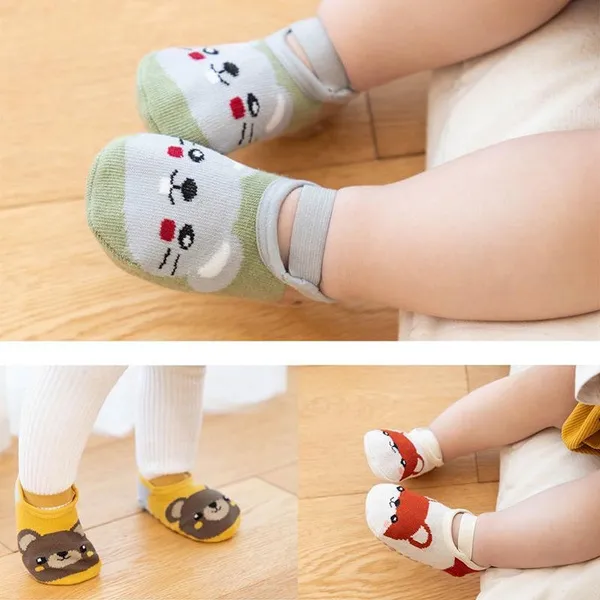 1 Pair Cute Cartoon Animals Toddler Non-slip Cotton Baby Socks Soft and Comfortable Baby Floor Socks Shoes