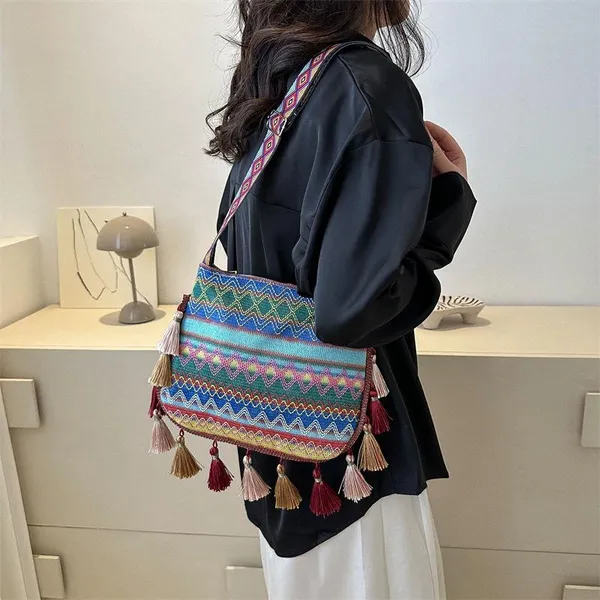 Vintage Ethnic Style Tote Bag - Retro Bohemian Shoulder Bag with Tassel Detail for Women's Summer Handbag & Purse